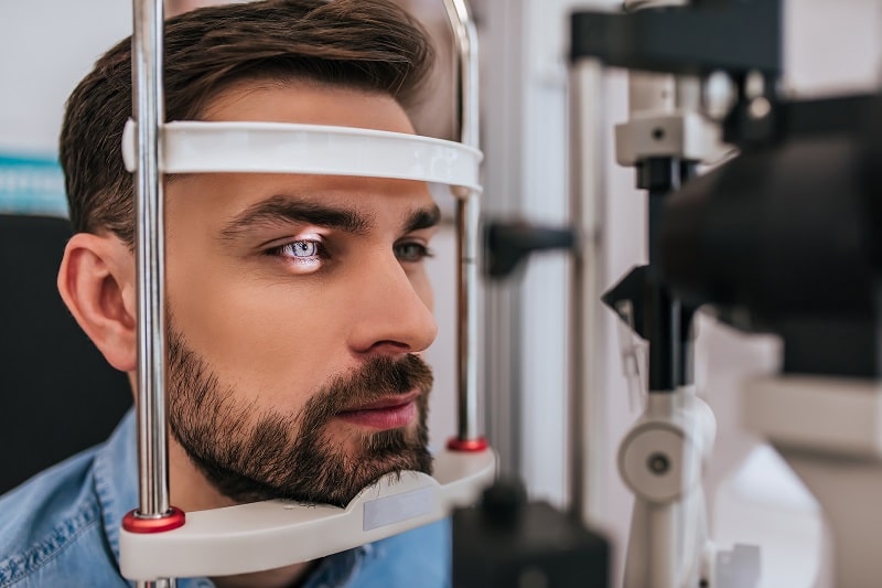 optometrist vs ophthalmologist vs optician 5f4f785a430c9